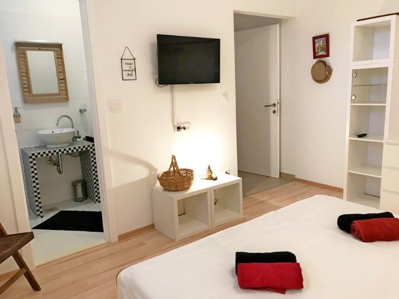 Hotel Mladenka à Podstrana Extérieur photo